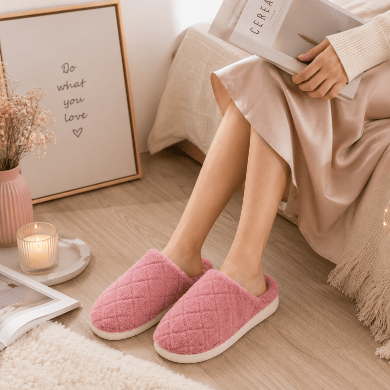 Women Fluffy Slippers Winter Warm House Slippers Soft Cosy Slip On Indoor Shoes for Ladies UK Size 4 to 5 Pink