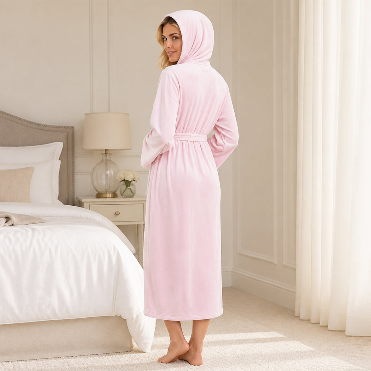 Daisy Dreamer Women's Hooded Velour Bathrobe Ultra Soft Luxurious Pink And Grey Cosy Super Soft Hotel-Style Robe