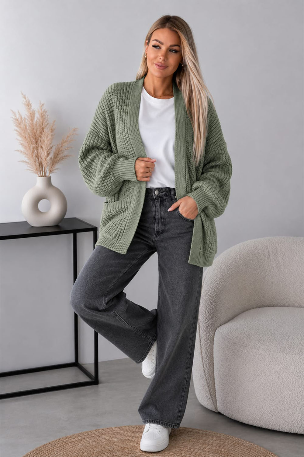 Ladies Over-sized Cropped Short Balloon Pocket Knitted Cardigan