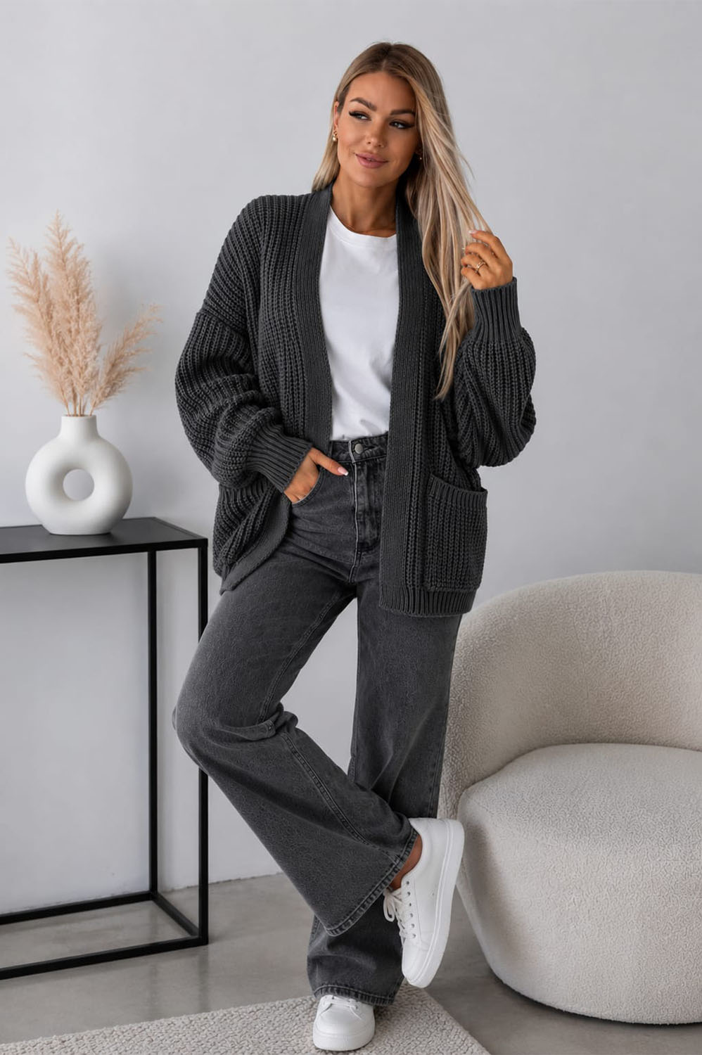 Ladies Over-sized Cropped Short Balloon Pocket Knitted Cardigan
