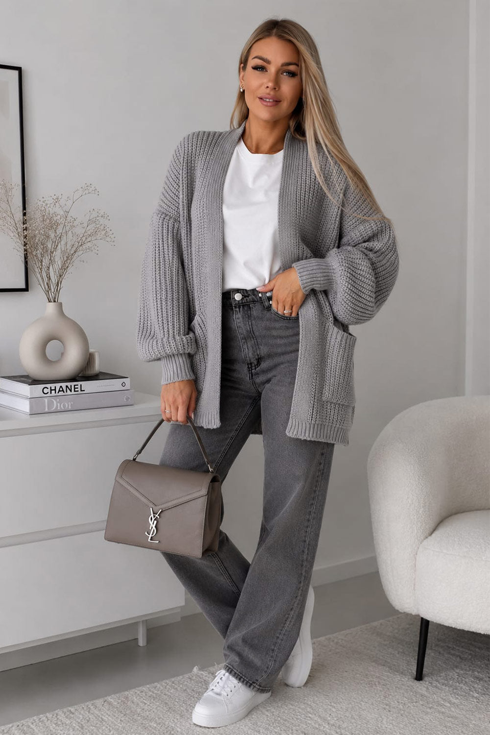 Ladies Over-sized Cropped Short Balloon Pocket Knitted Cardigan